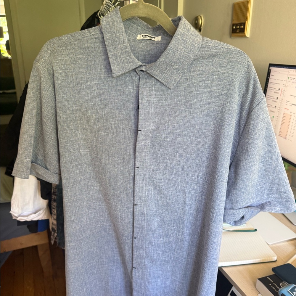 Amazon Men's Casual Button Down Shirt - Light Blue